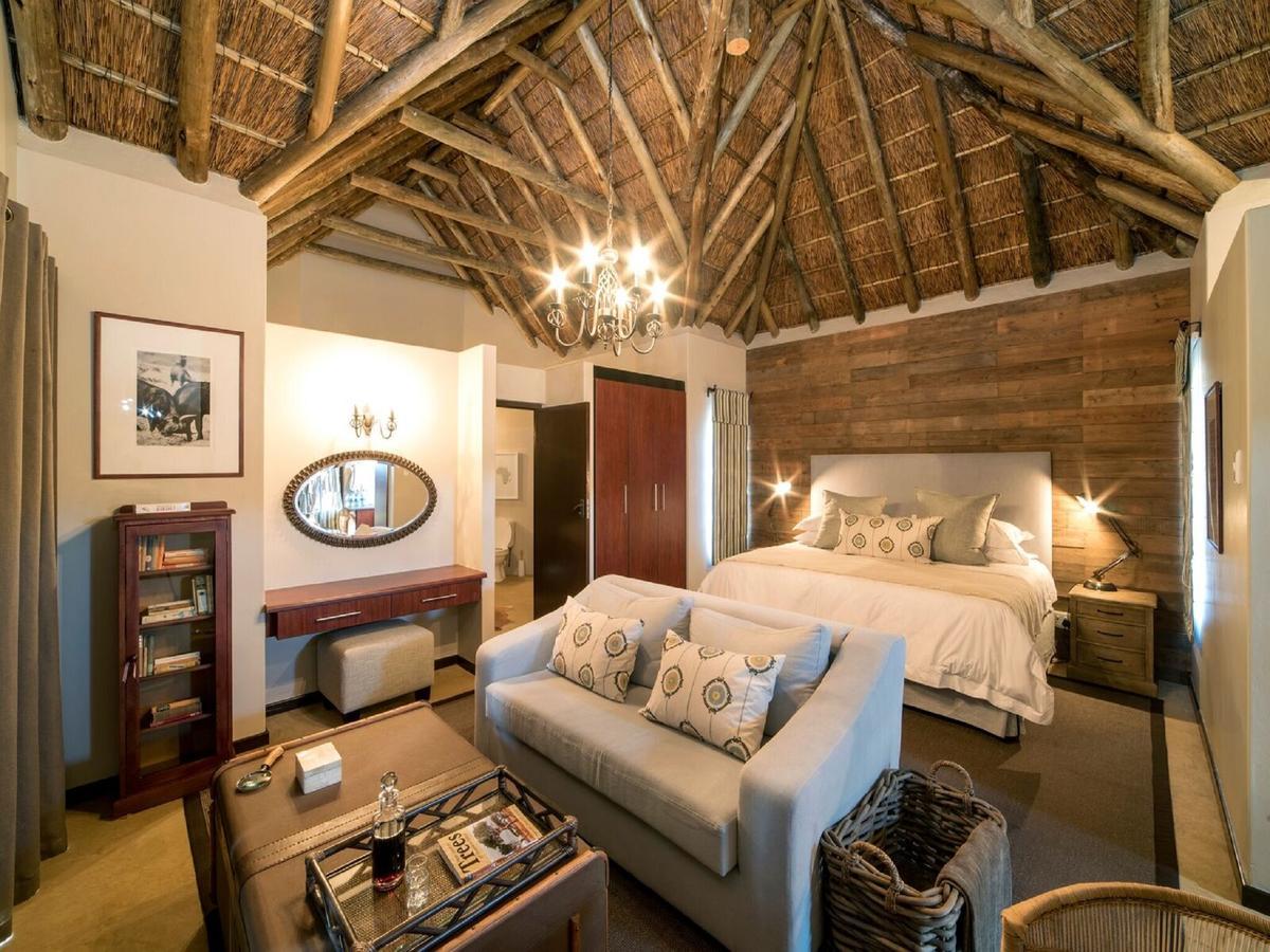 Burlington Bush Cottages By The Oyster Collection Salem 外观 照片