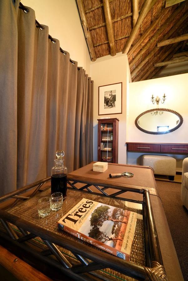 Burlington Bush Cottages By The Oyster Collection Salem 外观 照片